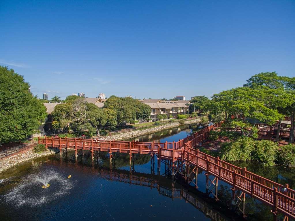 Park Shore Resort By Mike Z Rentals (Adults Only) North North Naples Exteriér fotografie