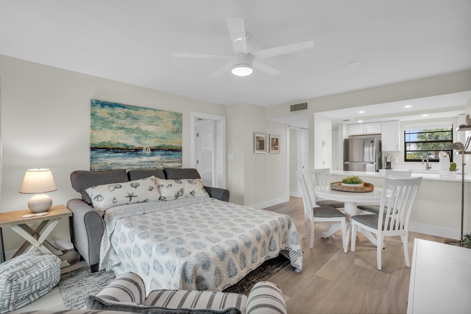Park Shore Resort By Mike Z Rentals (Adults Only) North North Naples Exteriér fotografie